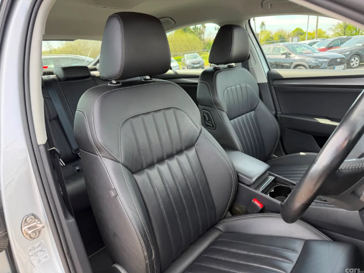 Skoda Superb Saloon, Diesel, 2021, Grey