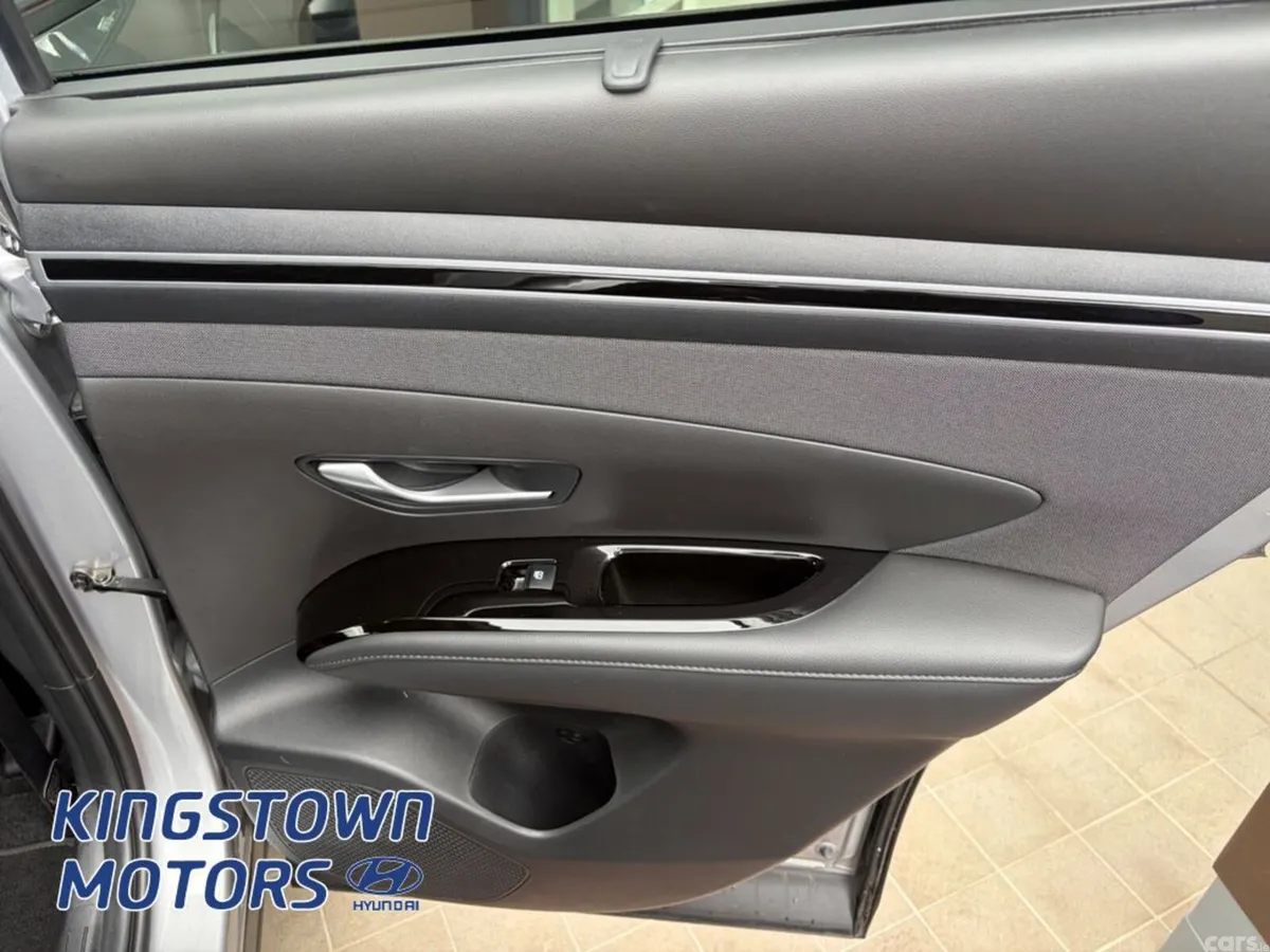 Hyundai Tucson MPV, Petrol Plug-in Hybrid, 2023, Grey