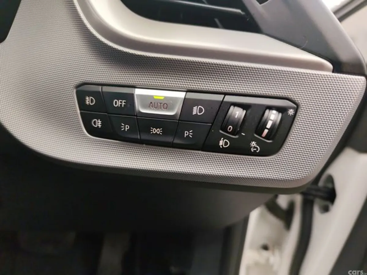 BMW 1-Series Hatchback, Petrol, 2020, White