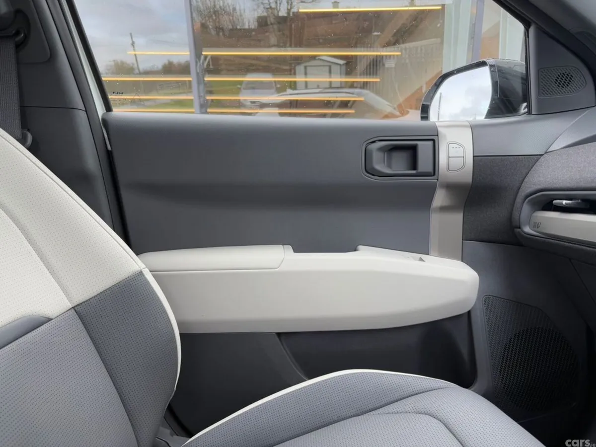Kia EV3 Hatchback, Electric, 2027, White