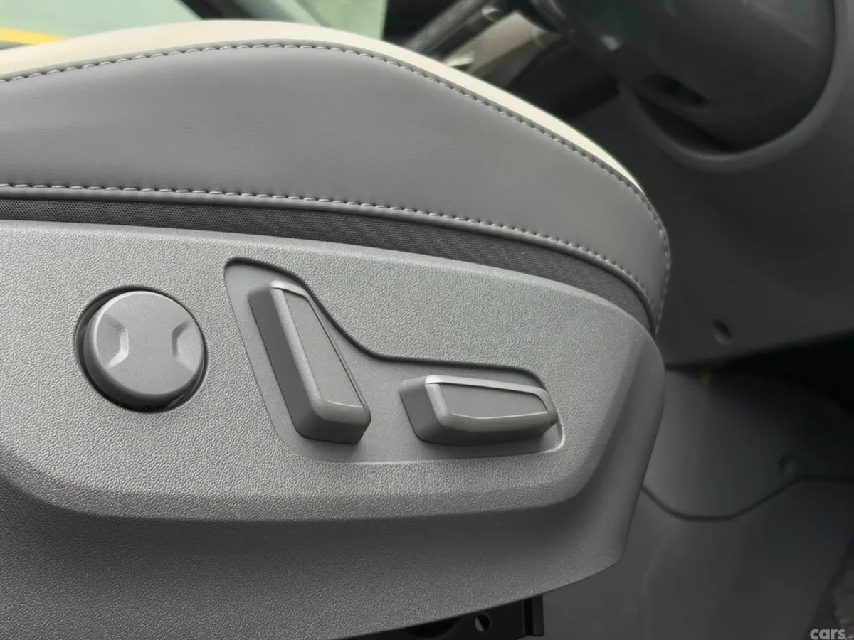 Kia EV3 Hatchback, Electric, 2027, White