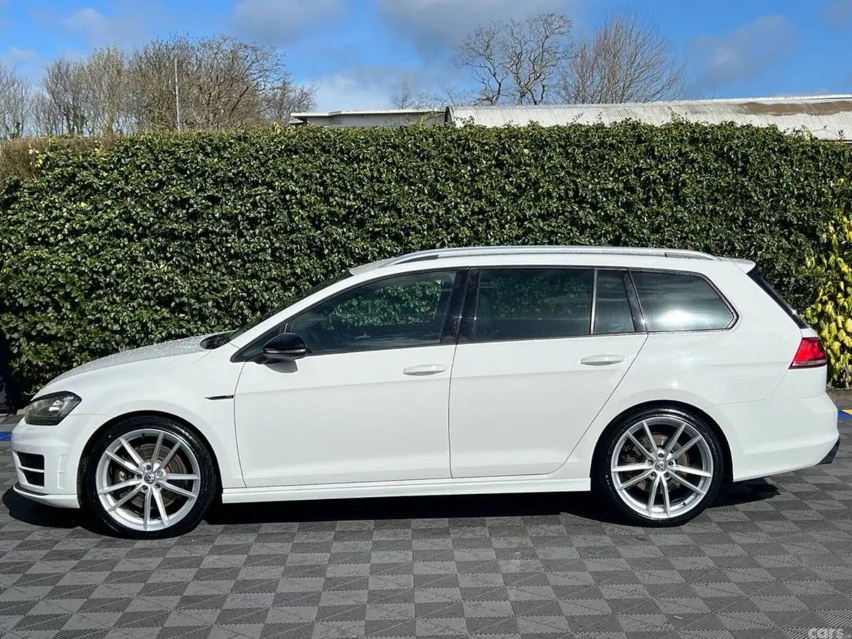 Volkswagen Golf Estate, Petrol, 2016, White