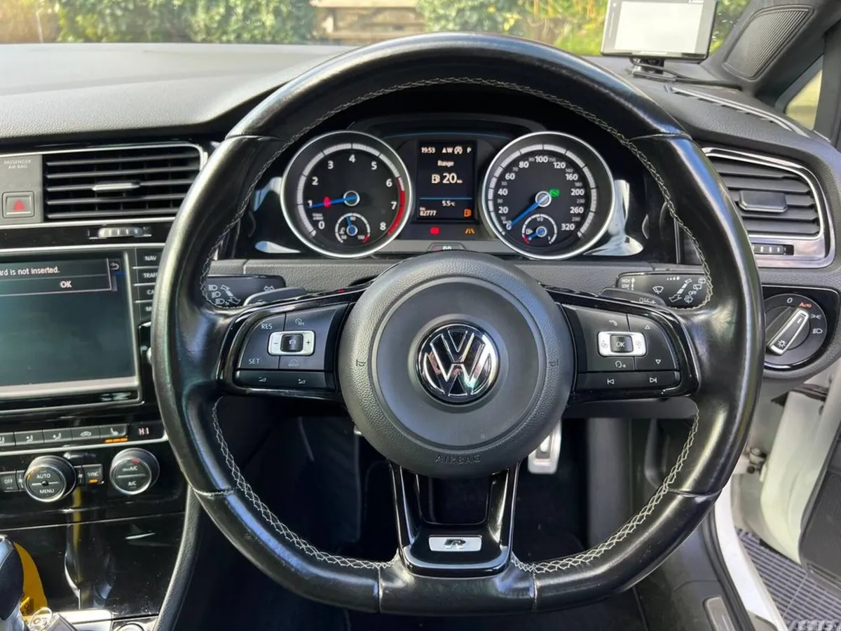Volkswagen Golf Estate, Petrol, 2016, White