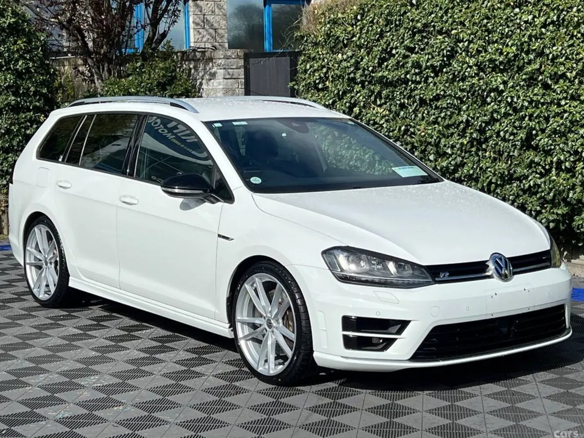 Volkswagen Golf Estate, Petrol, 2016, White
