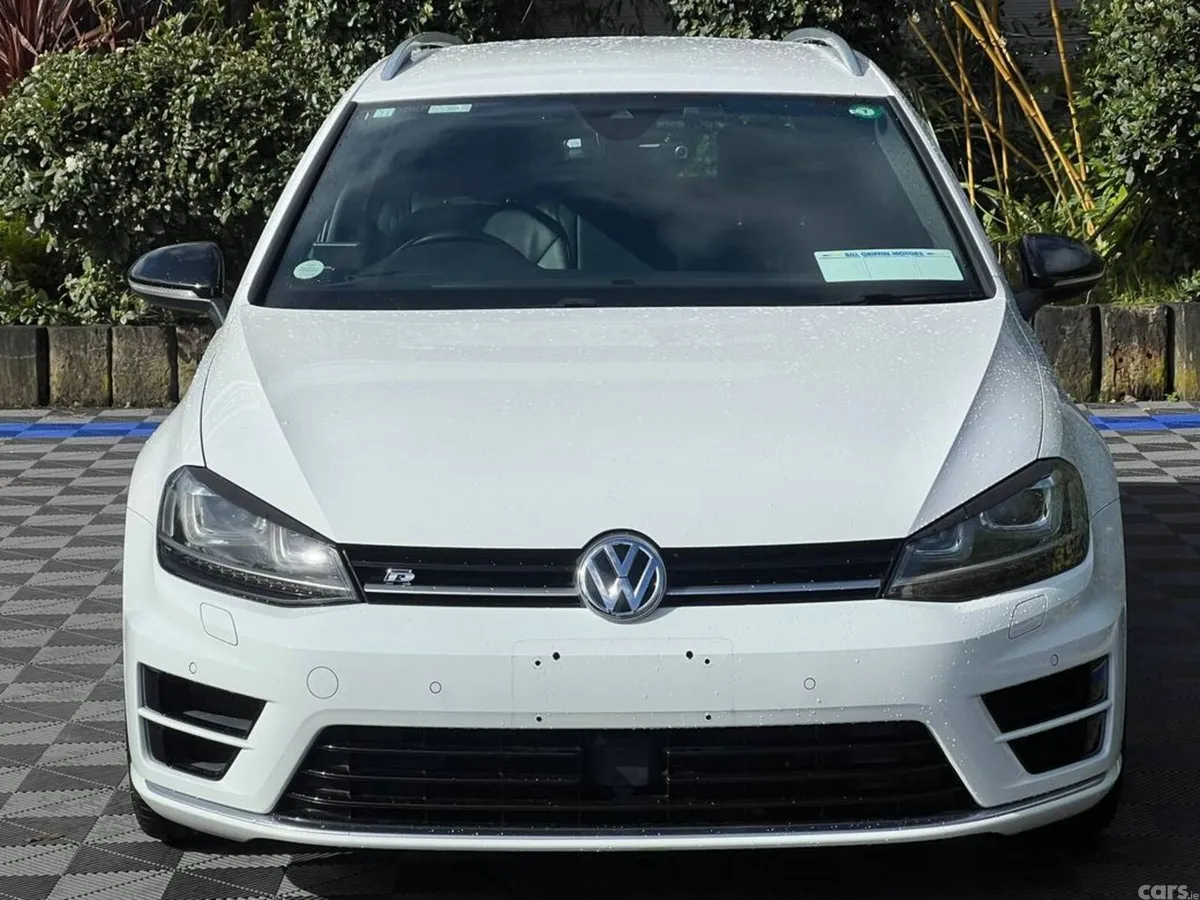 Volkswagen Golf Estate, Petrol, 2016, White