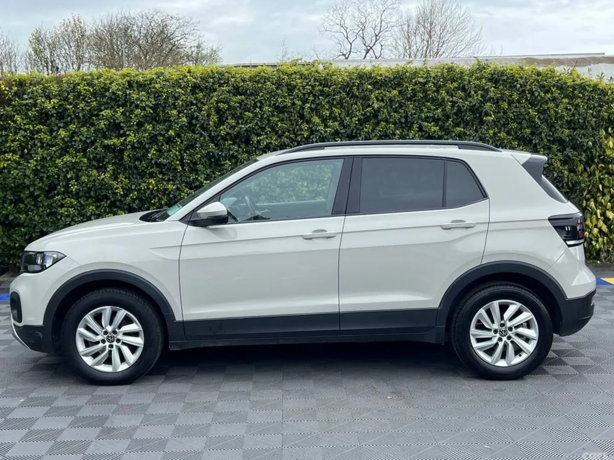 Volkswagen T-Cross SUV, Petrol, 2023, Grey