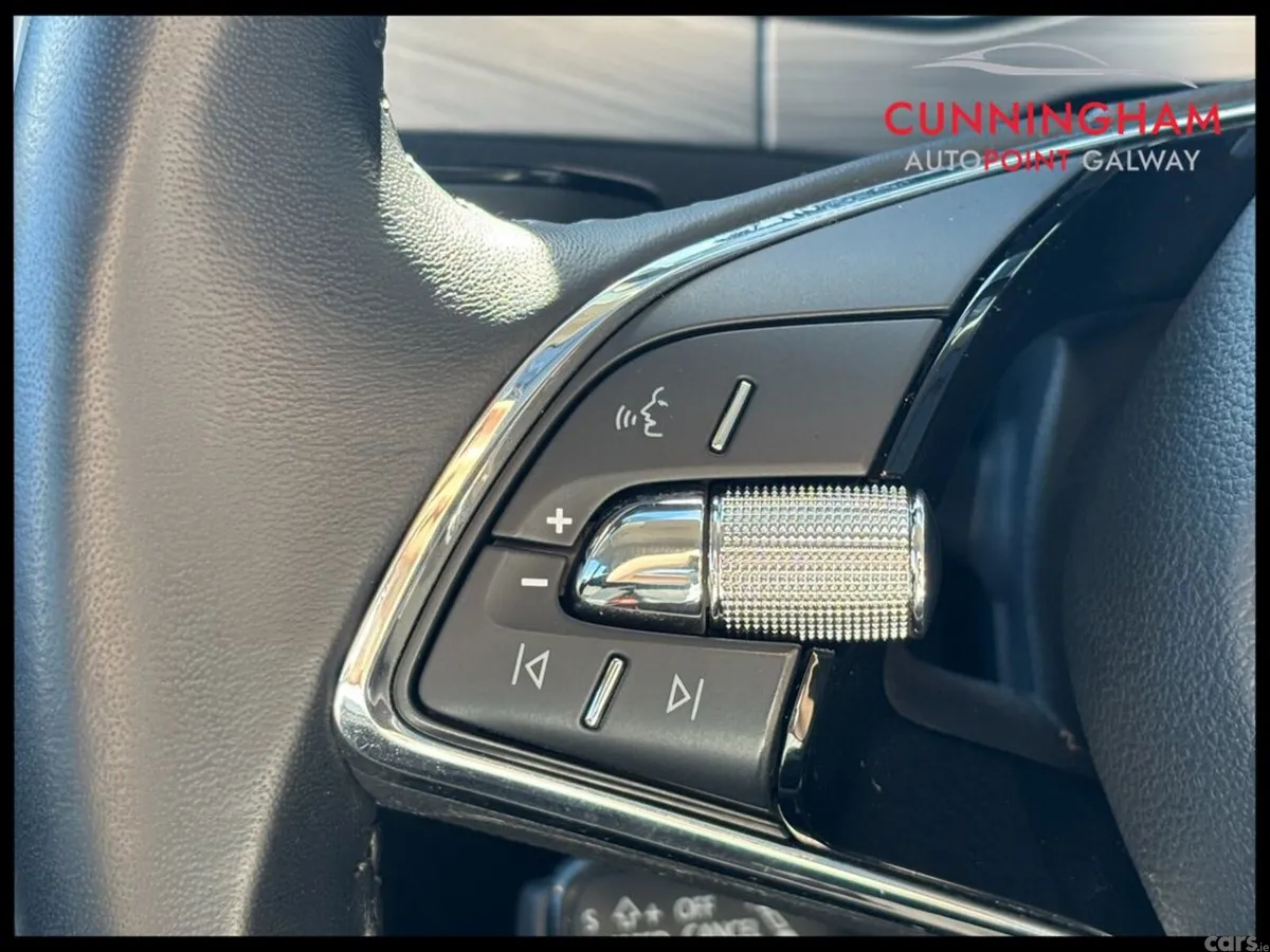 Skoda Superb Saloon, Diesel, 2023, Silver