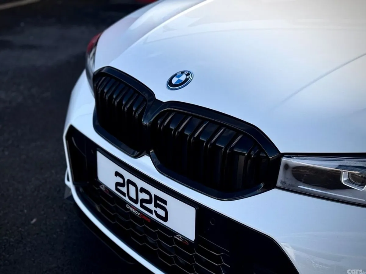 BMW 3-Series Saloon, Petrol Plug-in Hybrid, 2025, White