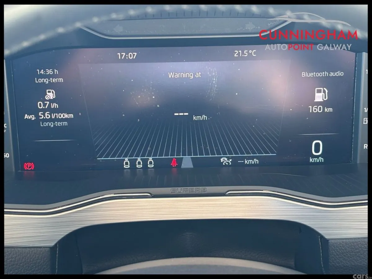 Skoda Superb Saloon, Diesel, 2023, Silver