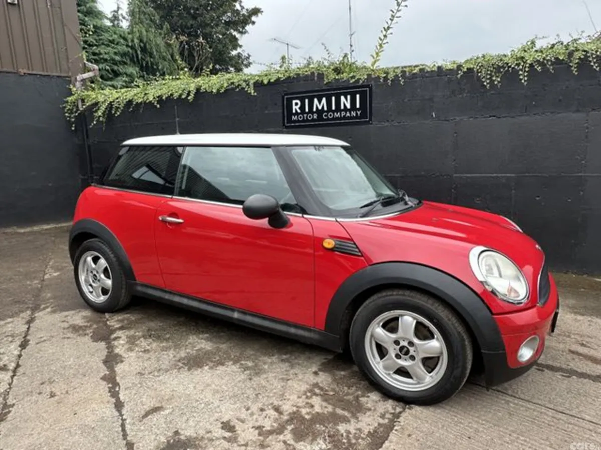 Mini Cooper Hatchback, Petrol, 2010, Red
