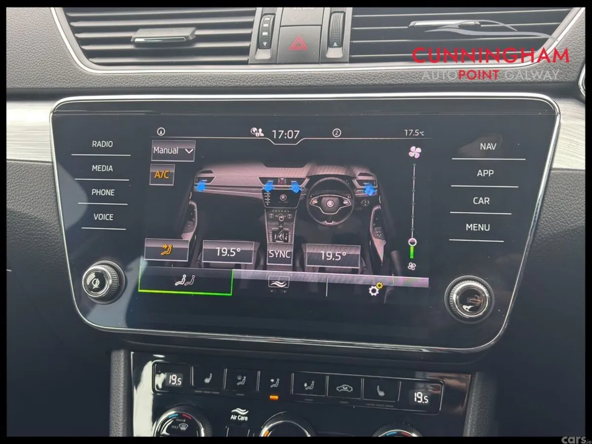 Skoda Superb Saloon, Diesel, 2023, Grey