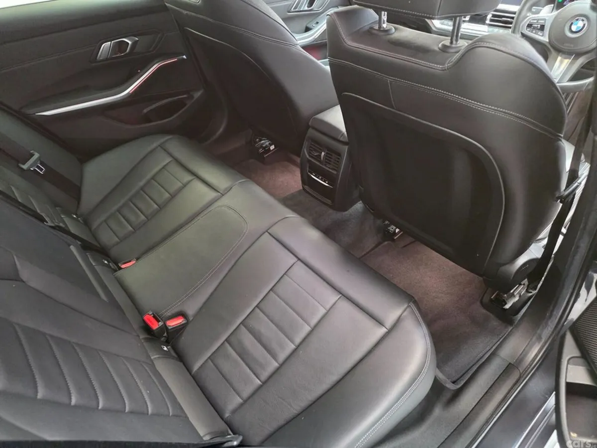 BMW 3-Series Estate, Diesel, 2022, Grey