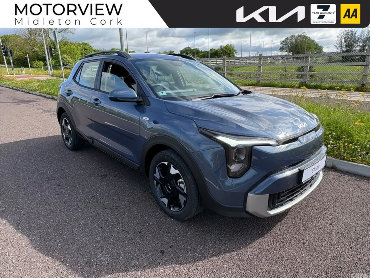 Kia Stonic Hatchback, Petrol, 2027, Blue