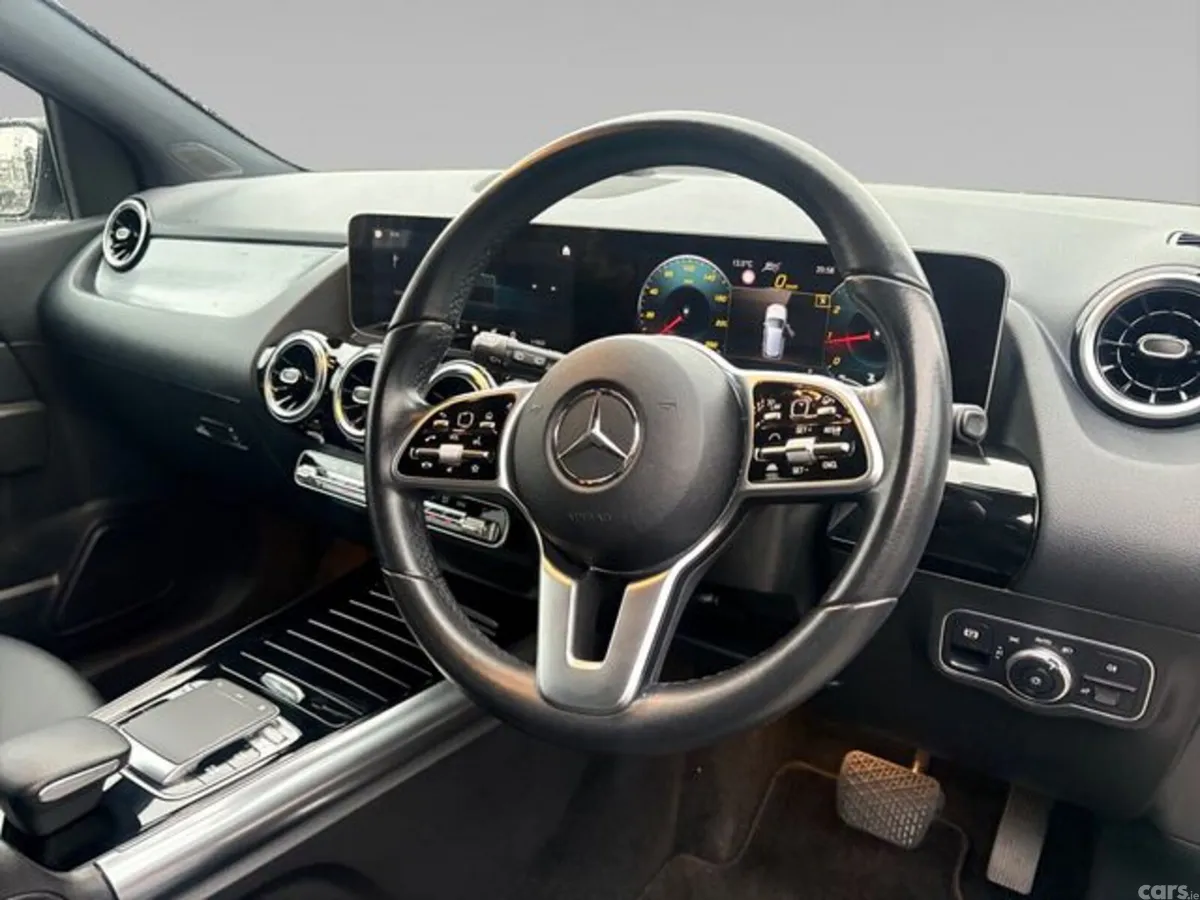 Mercedes-Benz B-Class Hatchback, Petrol, 2019, Black