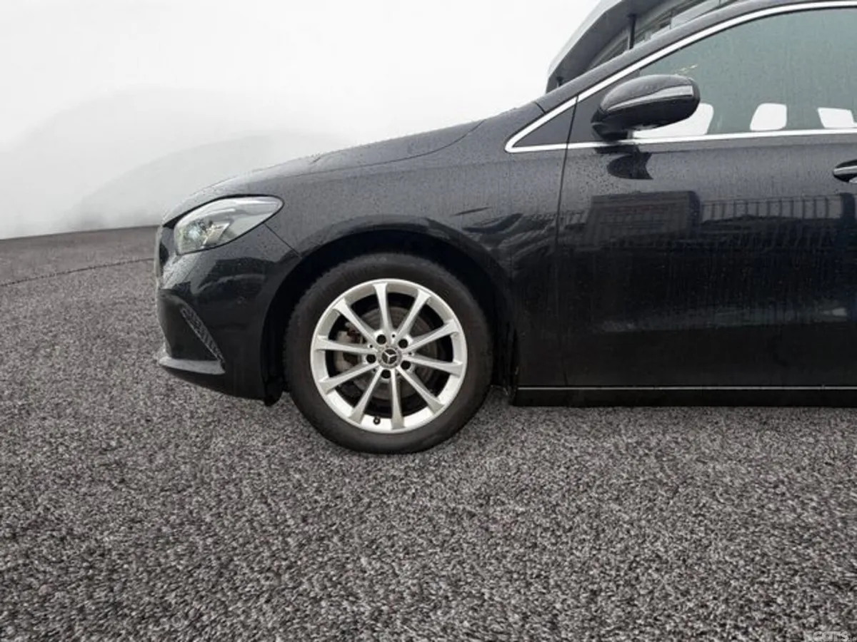 Mercedes-Benz B-Class Hatchback, Petrol, 2019, Black