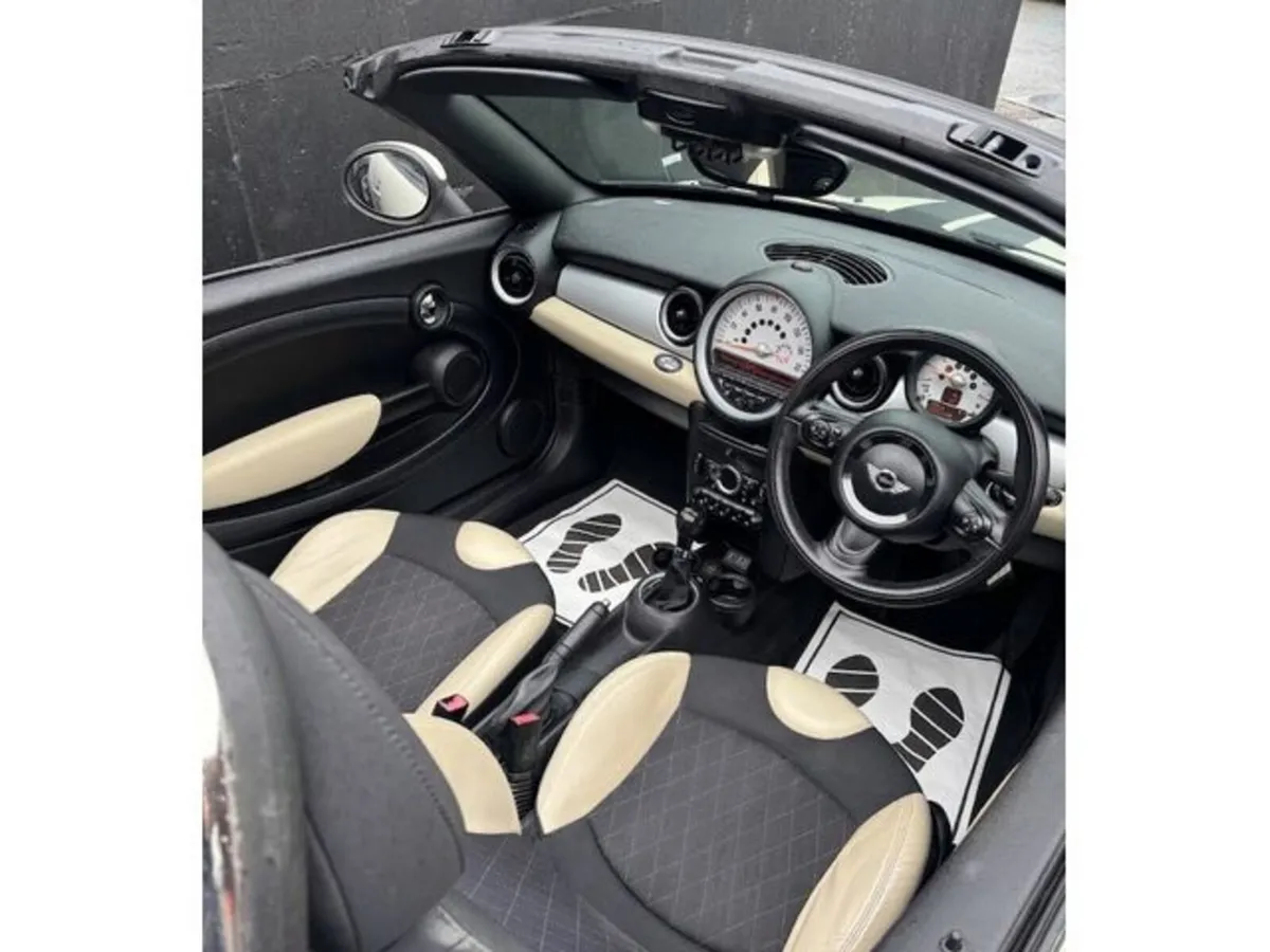 Mini Roadster Convertible, Petrol, 2014, White
