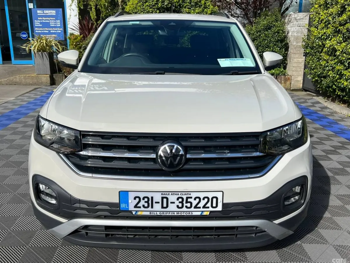 Volkswagen T-Cross SUV, Petrol, 2023, Grey