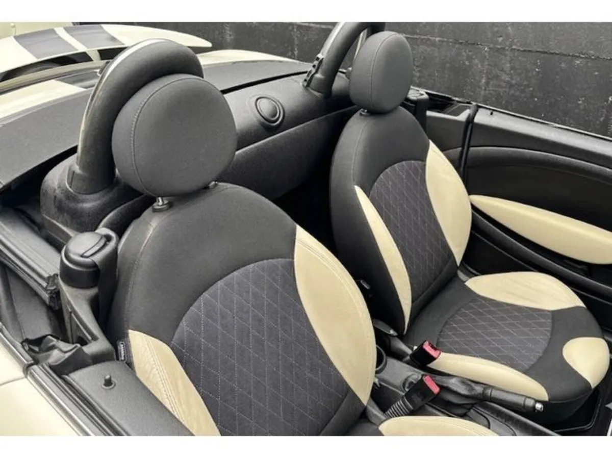 Mini Roadster Convertible, Petrol, 2014, White