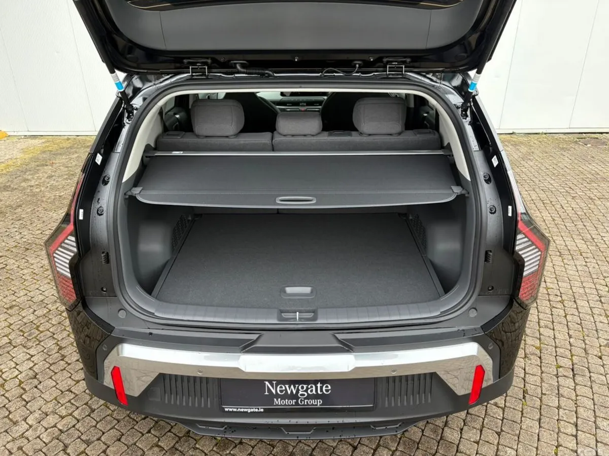 Kia EV3 Hatchback, Electric, 2027, Black
