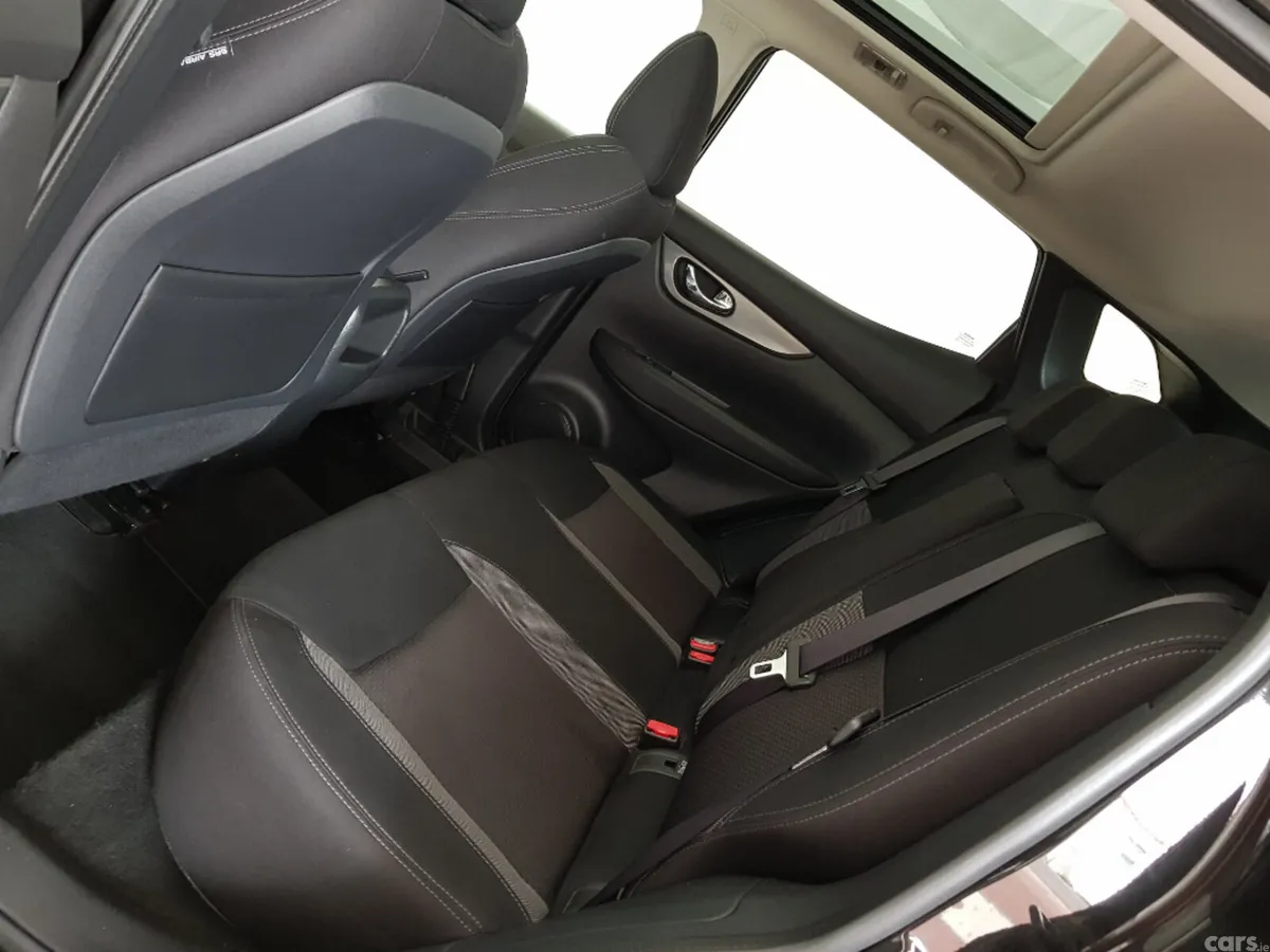 Nissan Qashqai MPV, Diesel, 2020, Black