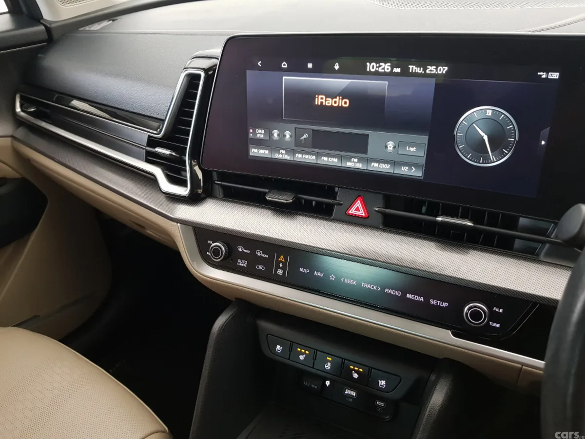 Kia Sportage MPV, Diesel, 2022, Grey