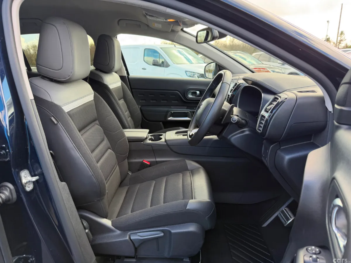 Citroen C5 Aircross MPV, Diesel, 2023, Blue