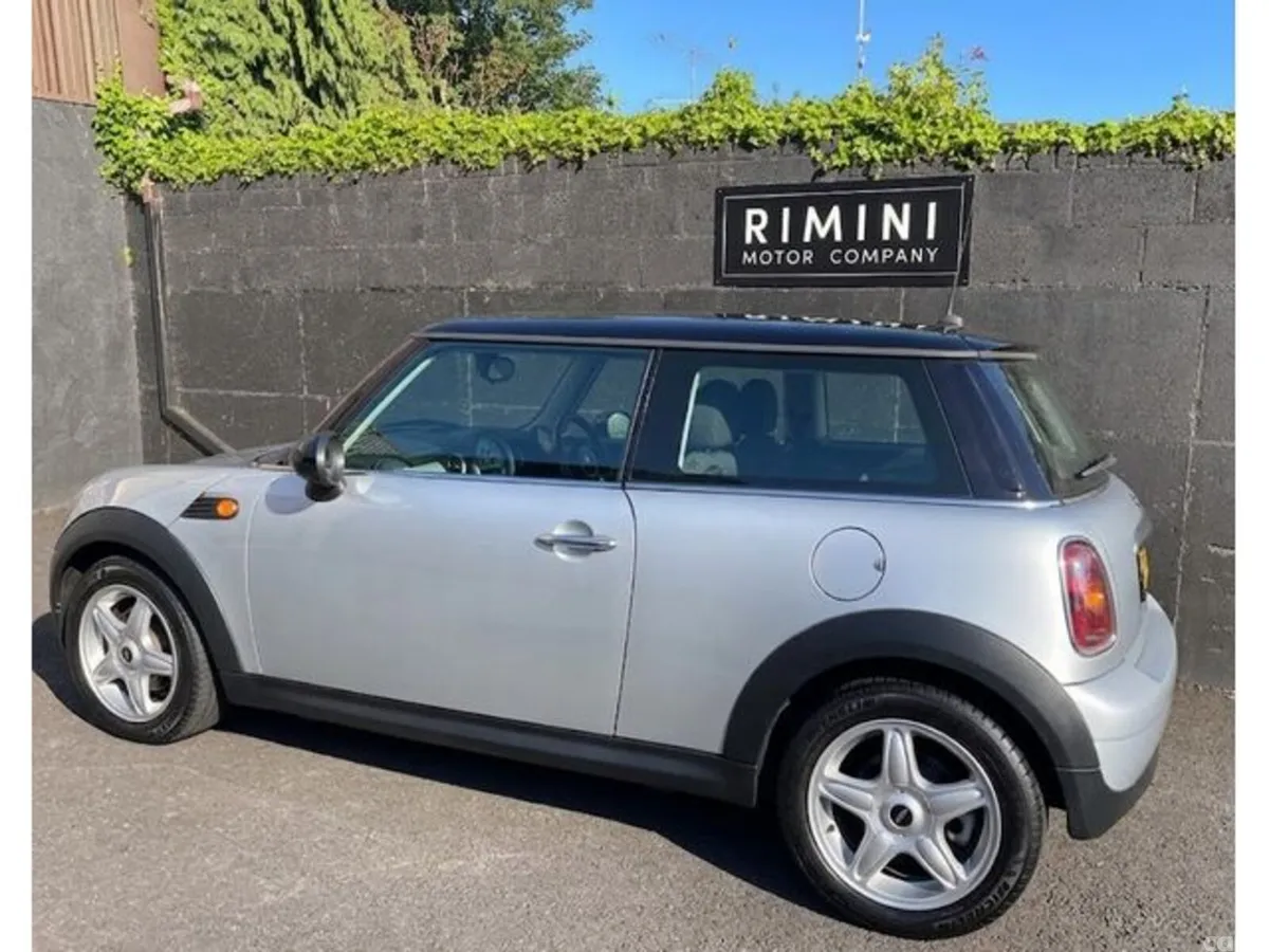 Mini Cooper Hatchback, Petrol, 2010, Silver