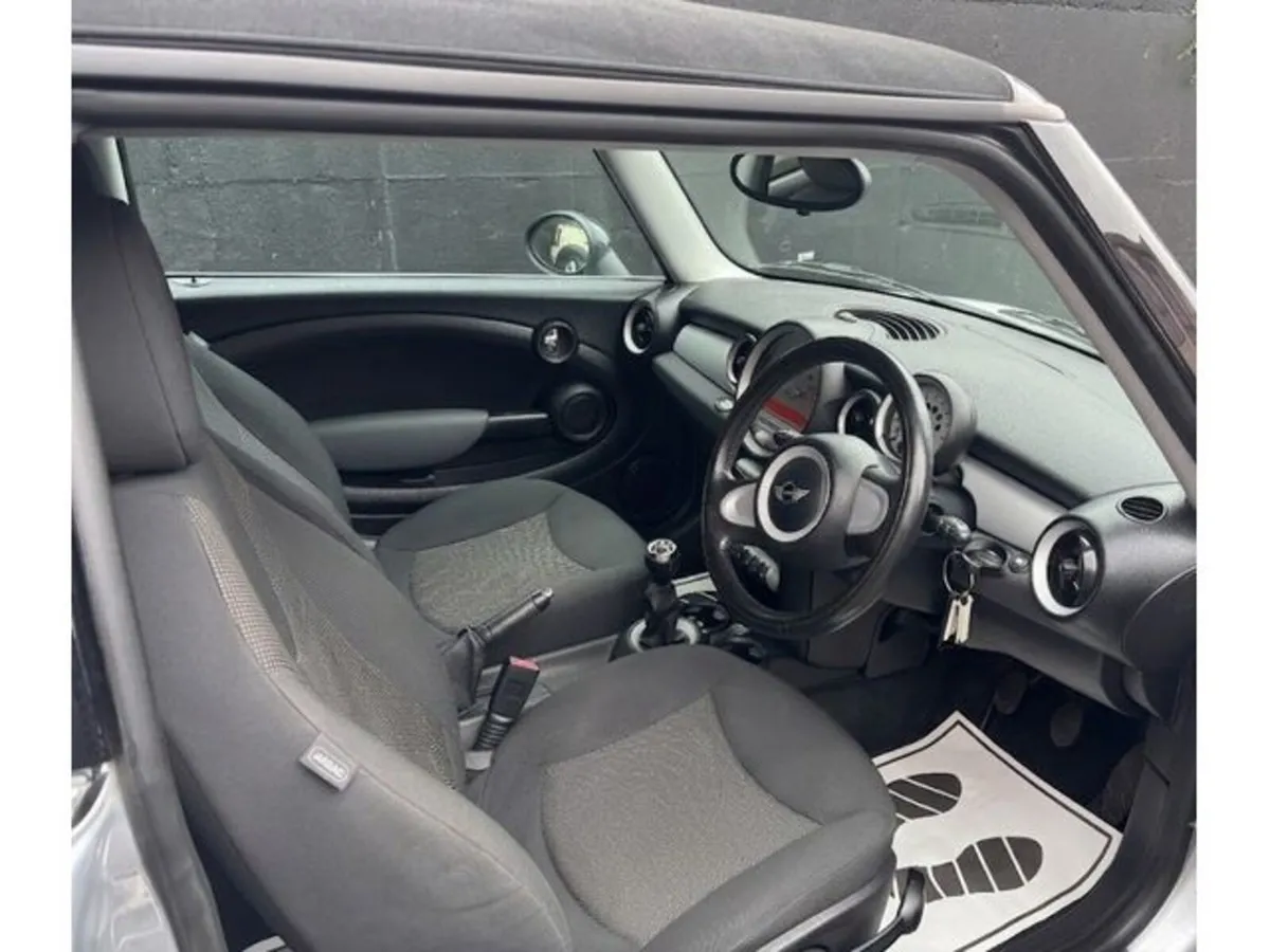 Mini Cooper Hatchback, Petrol, 2010, Silver