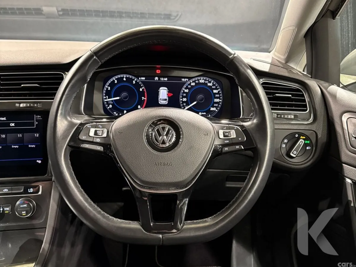 Volkswagen Golf Estate, Petrol, 2019, Silver