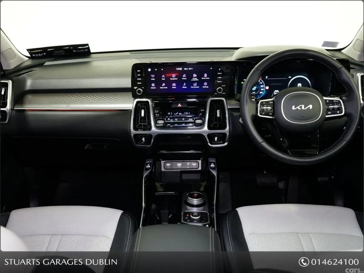 Kia Sorento MPV, Diesel, 2024, Grey