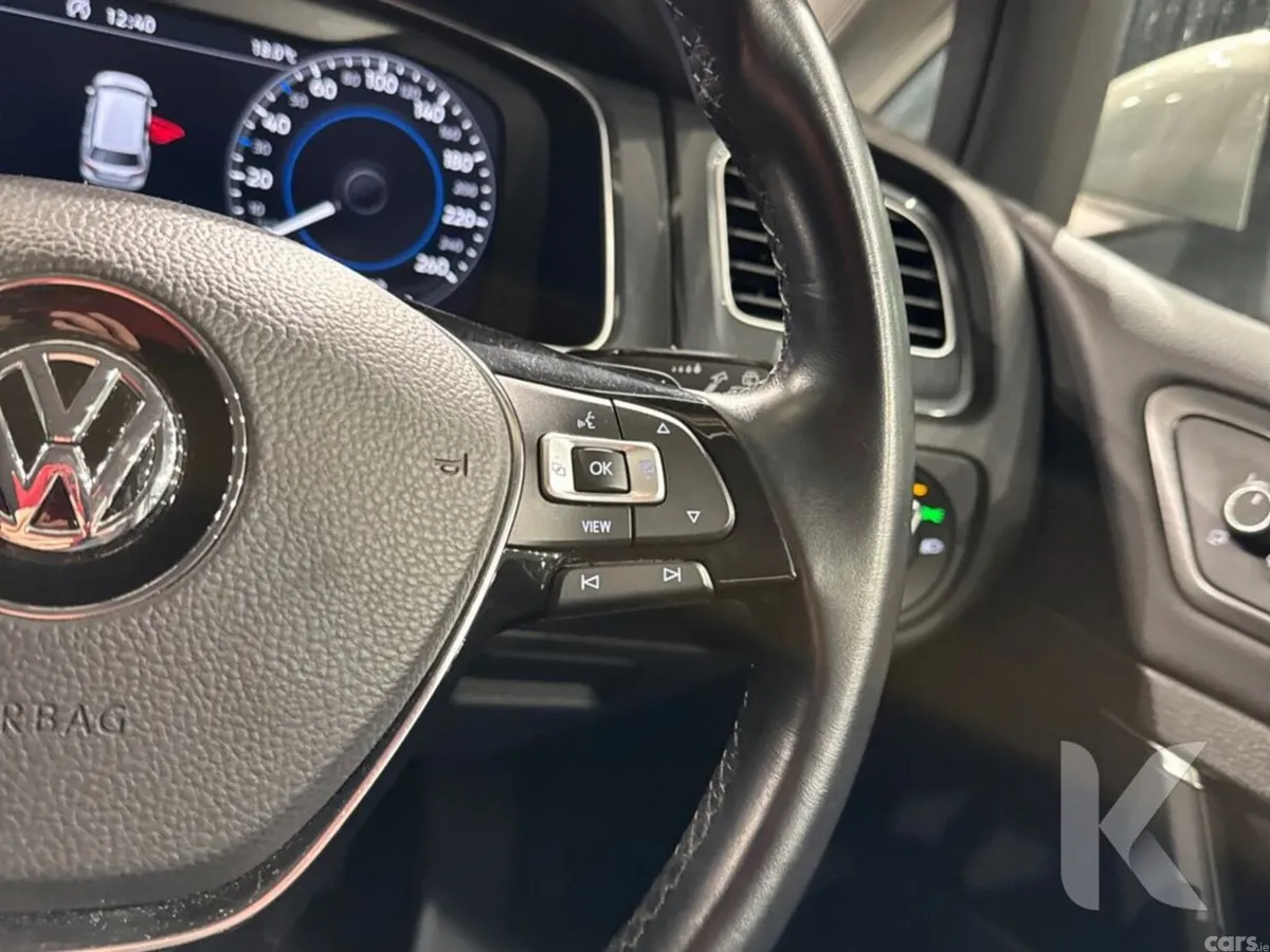 Volkswagen Golf Estate, Petrol, 2019, Silver