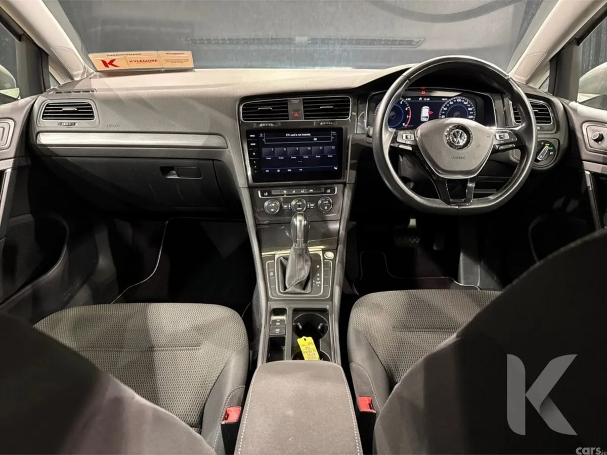 Volkswagen Golf Estate, Petrol, 2019, Silver