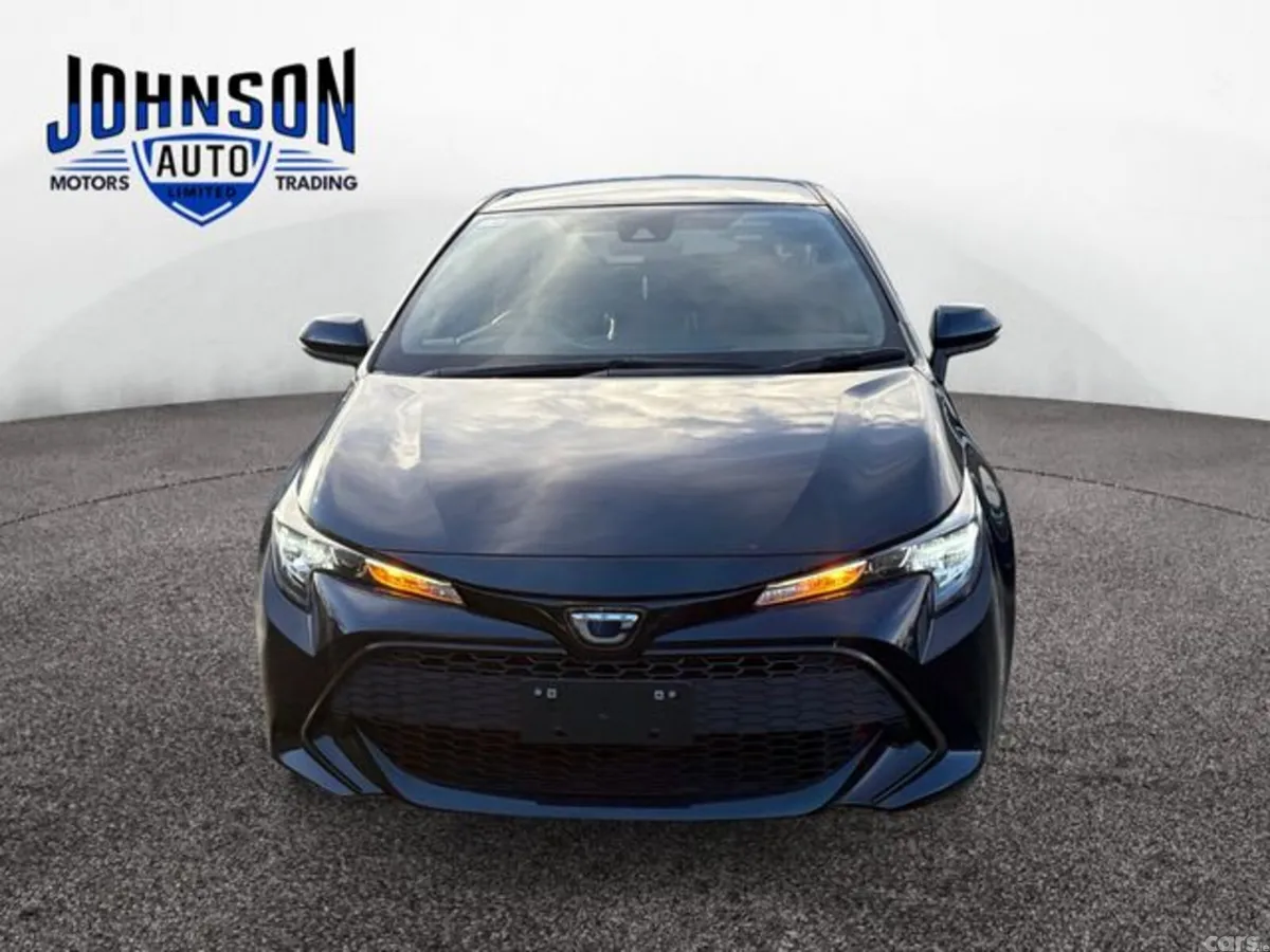 Toyota Corolla Hatchback, Petrol, 2018, Black