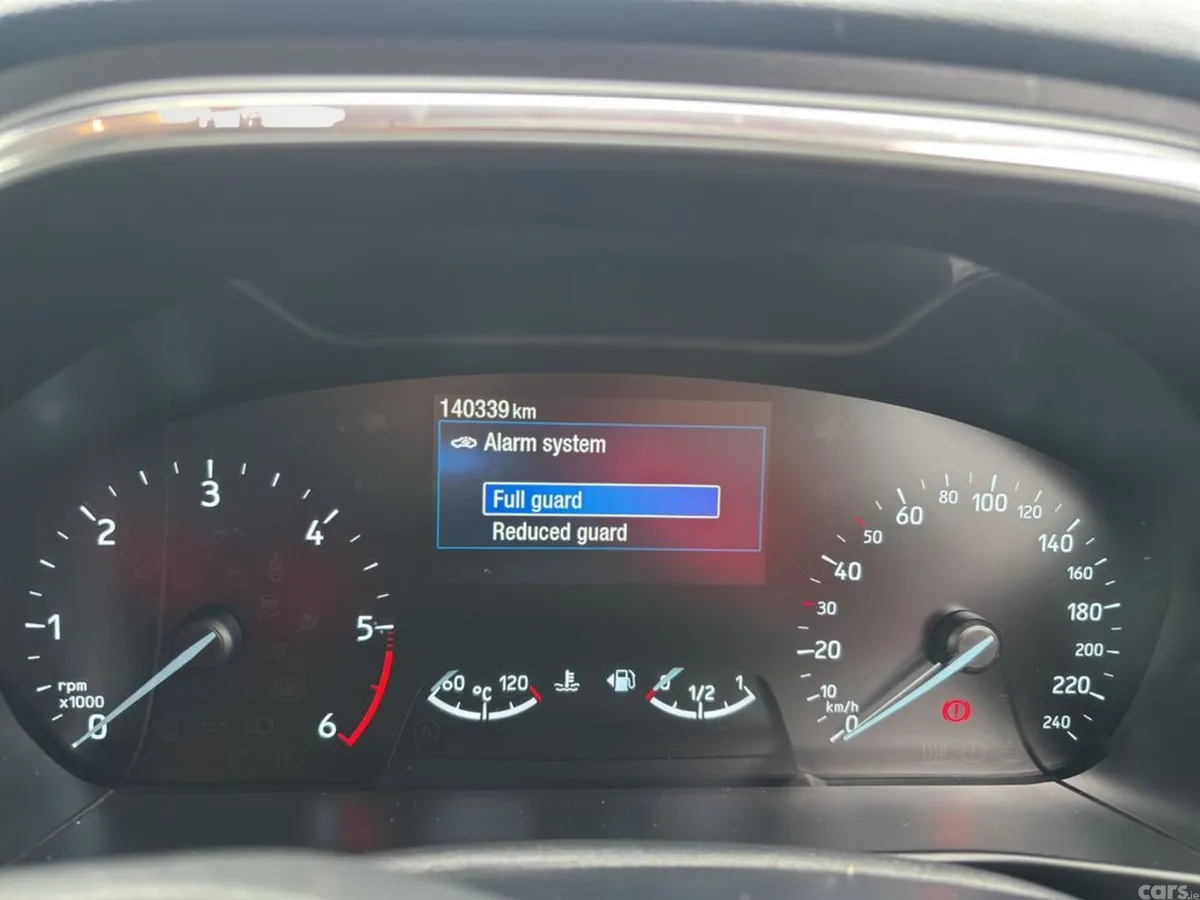 Ford Focus Hatchback, Diesel, 2020, Blue