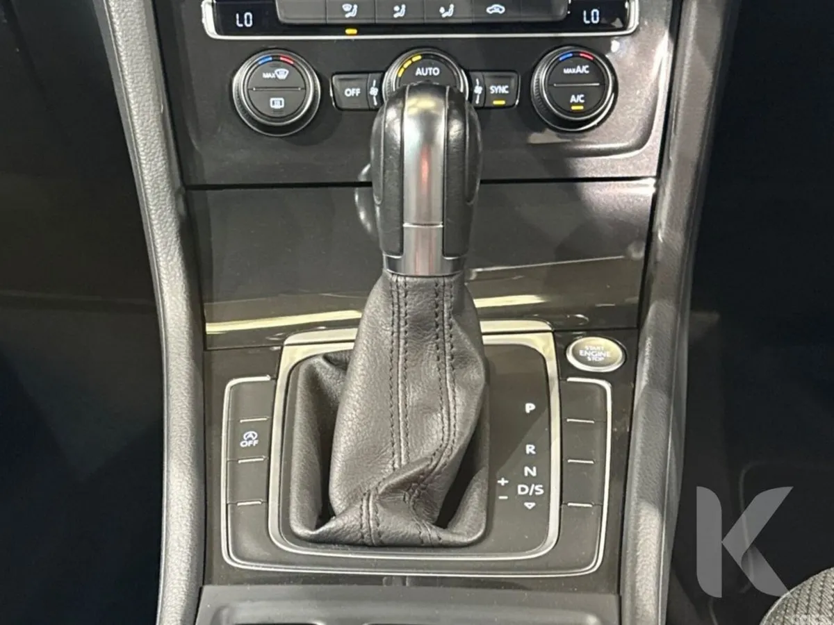 Volkswagen Golf Estate, Petrol, 2019, Silver