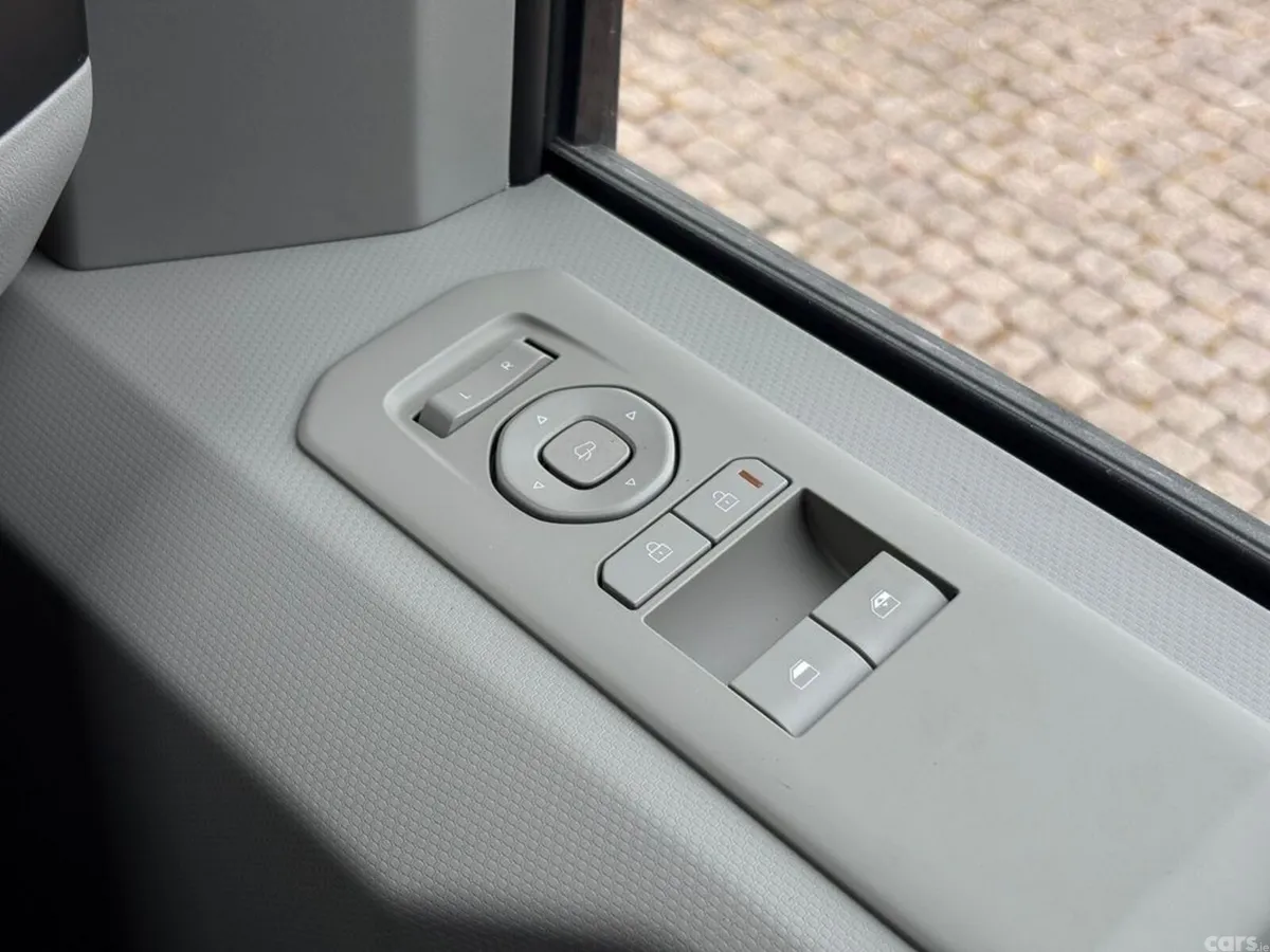 Kia PV5 Van, Electric, 2027, Blue