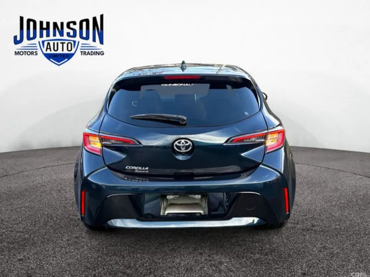 Toyota Corolla Hatchback, Petrol, 2018, Black