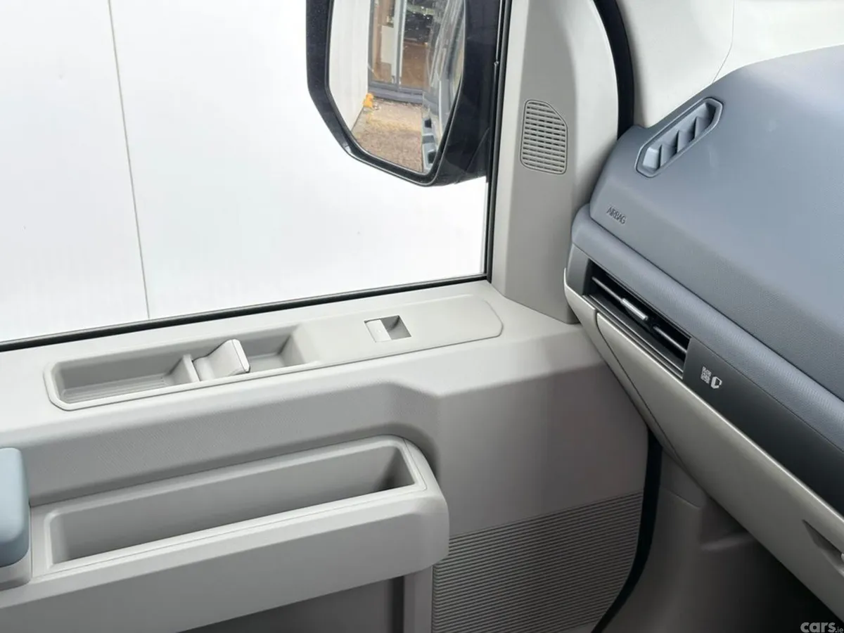 Kia PV5 Van, Electric, 2027, Blue