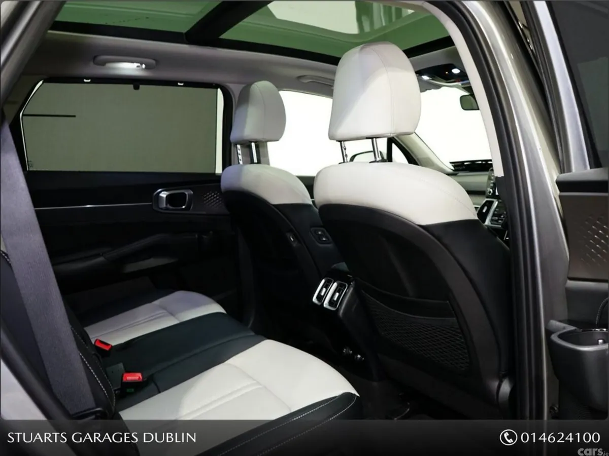 Kia Sorento MPV, Diesel, 2024, Grey