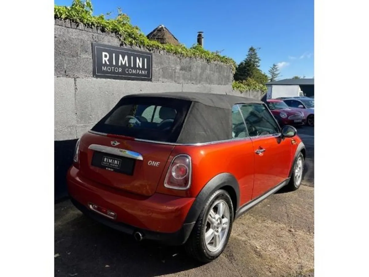 Mini Cooper Convertible, Petrol, 2012, Orange