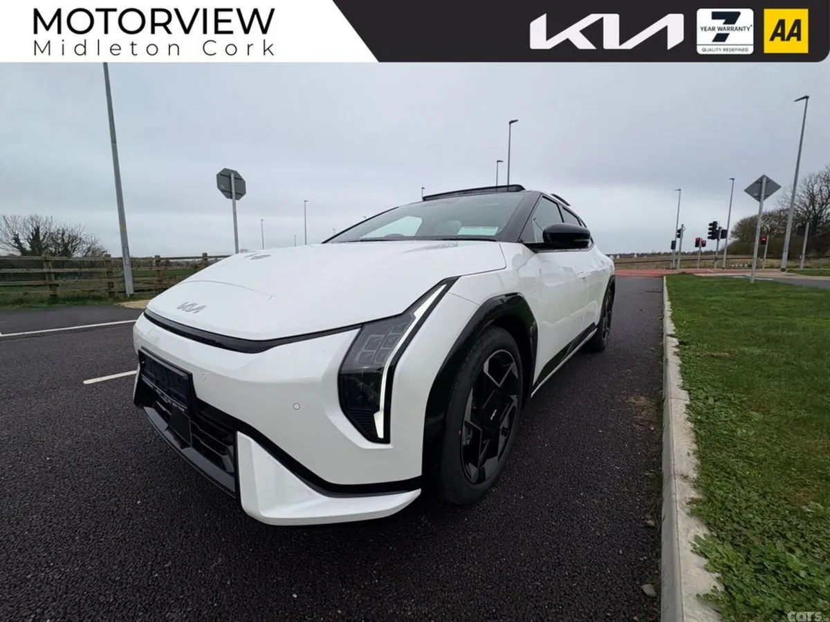 Kia EV4 Saloon, Electric, 2027, White