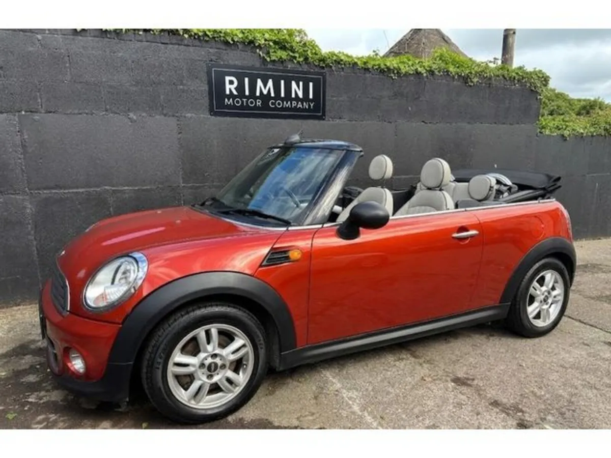 Mini Cooper Convertible, Petrol, 2012, Orange