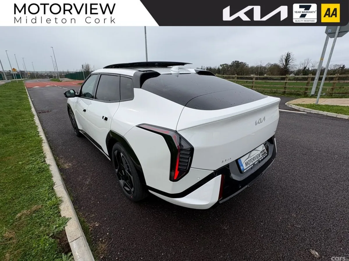 Kia EV4 Saloon, Electric, 2027, White
