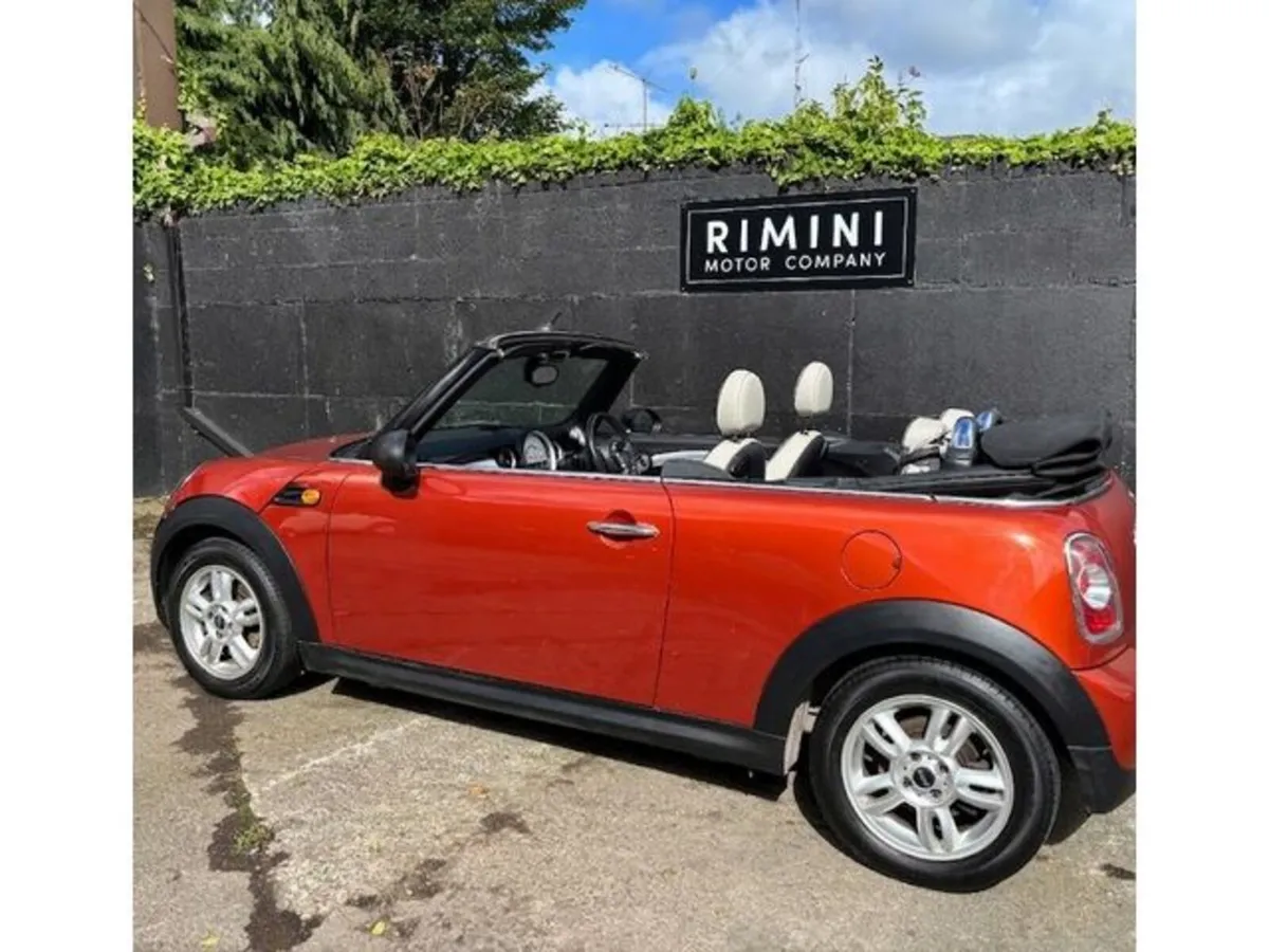Mini Cooper Convertible, Petrol, 2012, Orange