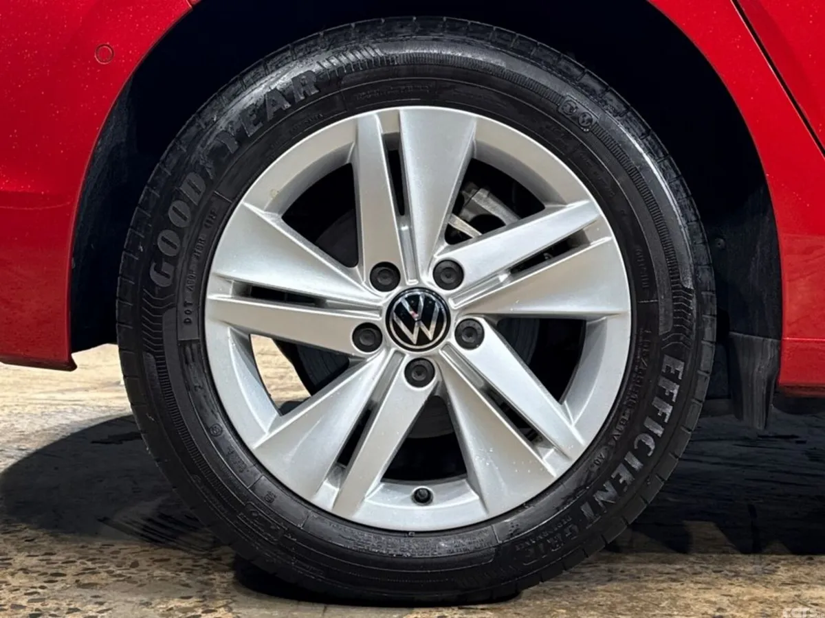 Volkswagen Golf Hatchback, Petrol Hybrid, 2023, Red