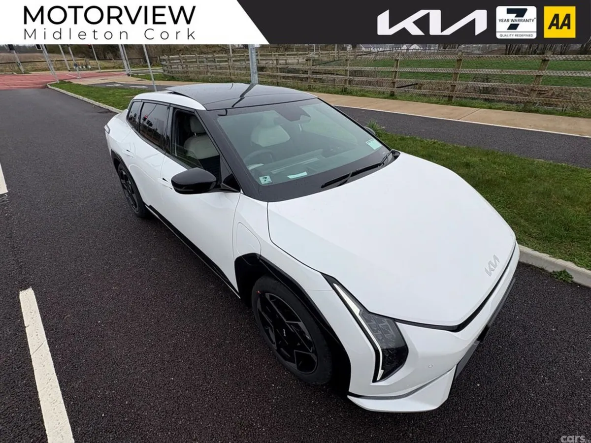 Kia EV4 Saloon, Electric, 2027, White