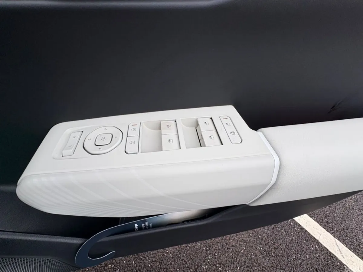 Kia EV4 Saloon, Electric, 2027, White