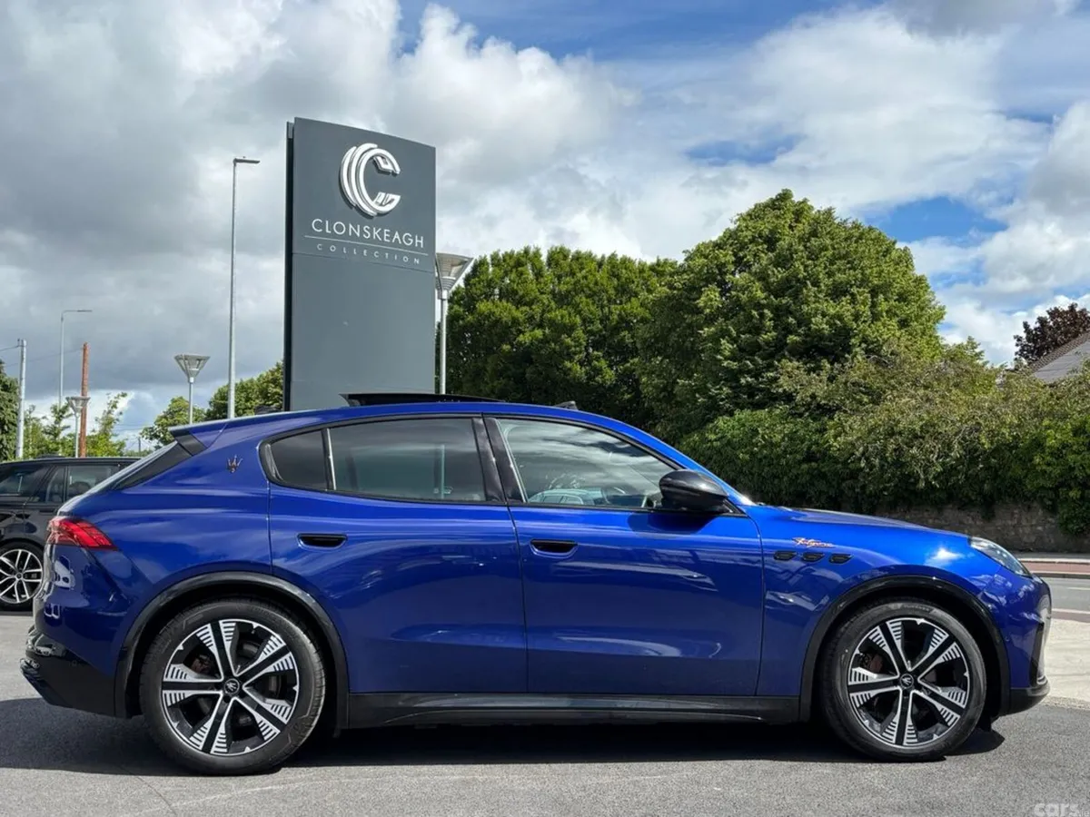 Maserati Other Estate, Electric, 2024, Blue