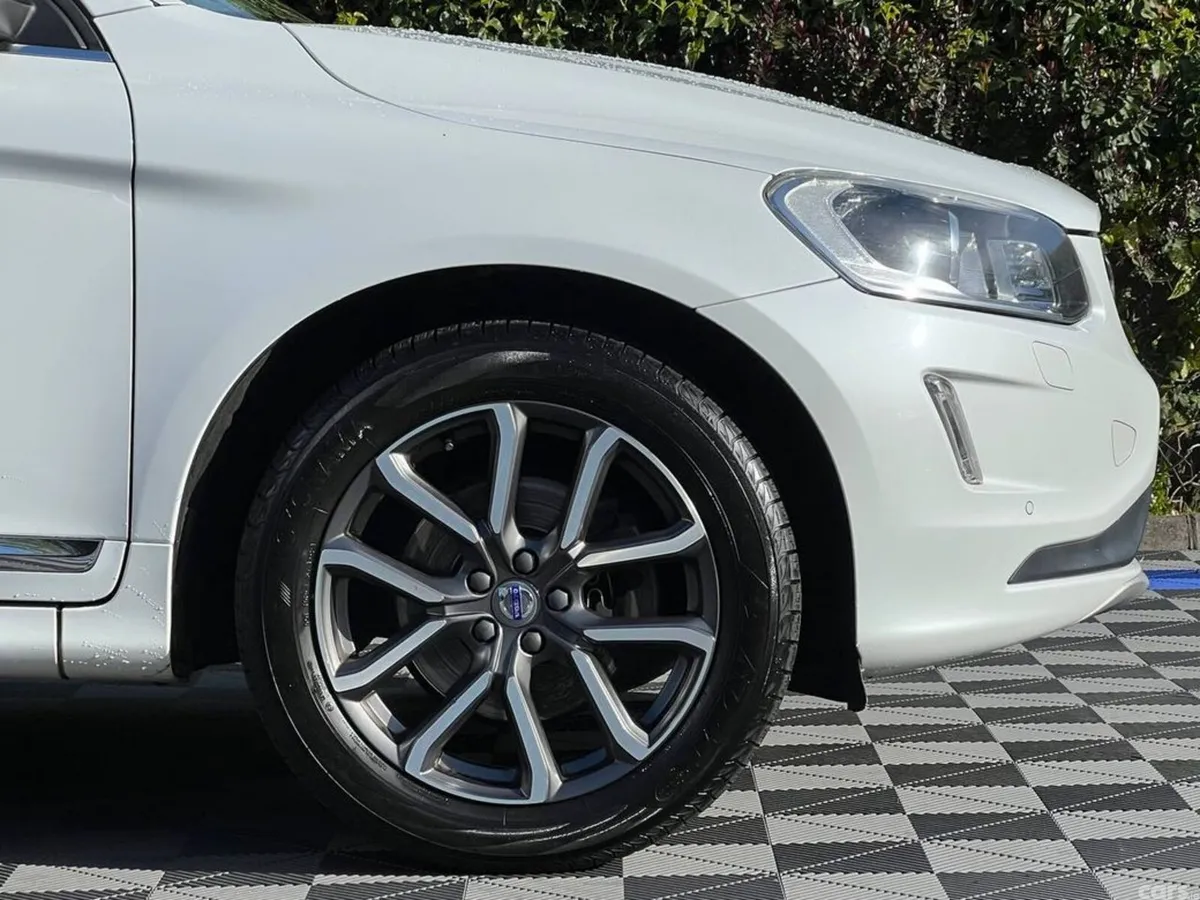 Volvo XC60 SUV, Diesel, 2017, White
