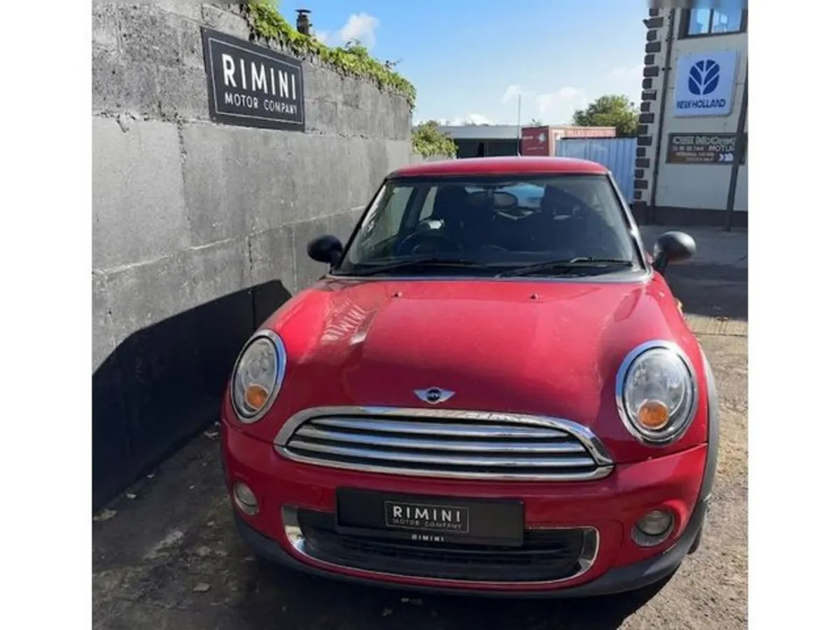 Mini Cooper Hatchback, Petrol, 2012, Red